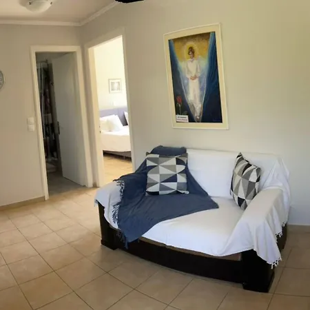 شقة Georgia's Apartments, Corfu
