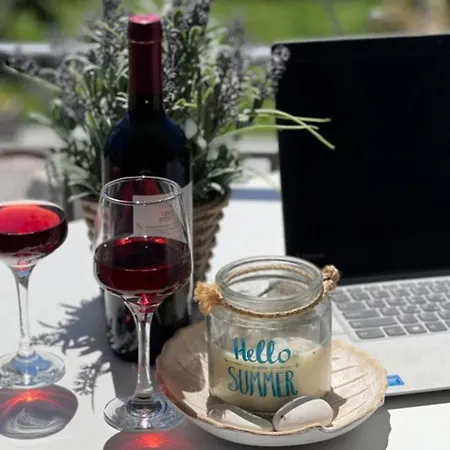 Georgia's Apartments, Corfu Ípszosz