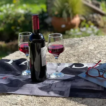 Georgia's Apartments, Corfu